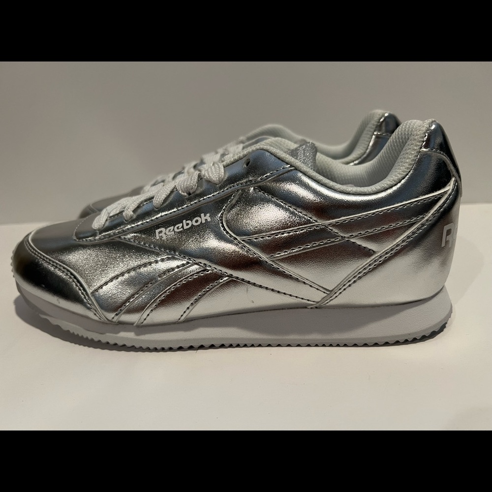 NEW Kids Reebok Classic Sneaker